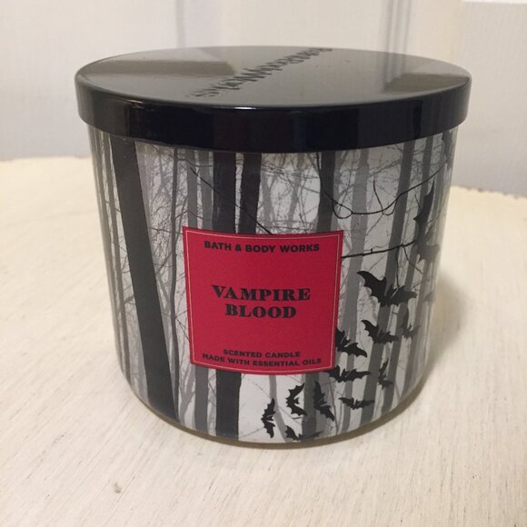 Bath and Body Works 3-Wick Candle Vampire Blood Halloween Bats Motif NEW - Picture 1 of 6